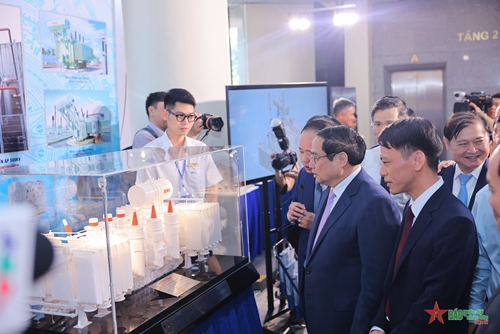 Thủ tướng Phạm Minh Chính: Khoa học công nghệ là động lực để phát triển kinh tế - xã hội và bảo vệ Tổ quốc